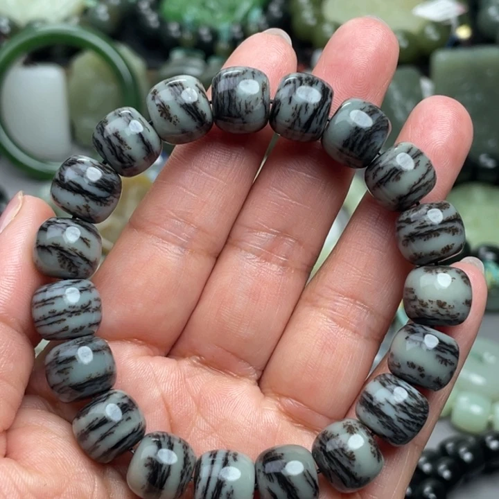 和田玉未镶嵌手串