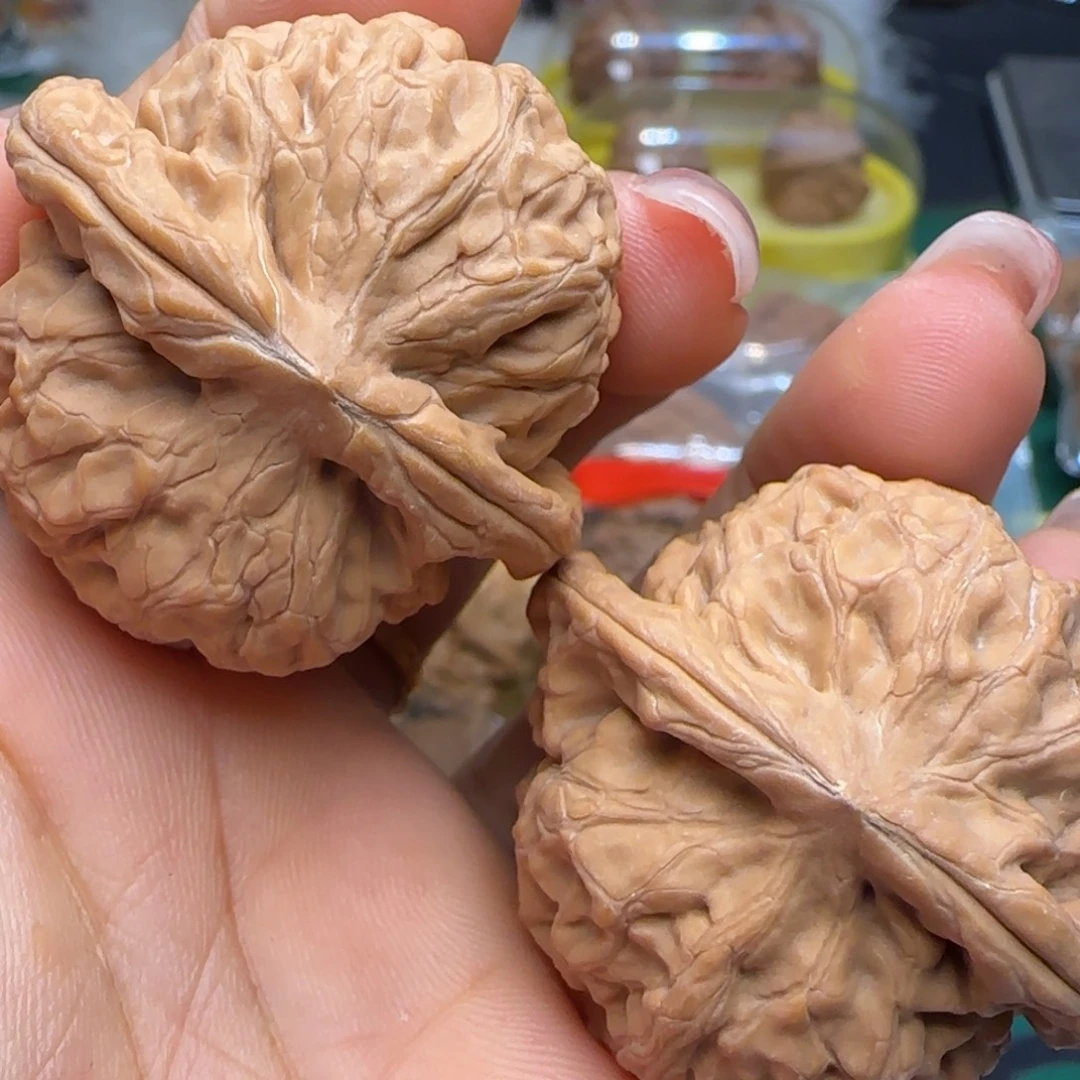 文玩核桃吊坠41边肚同尺霸王全