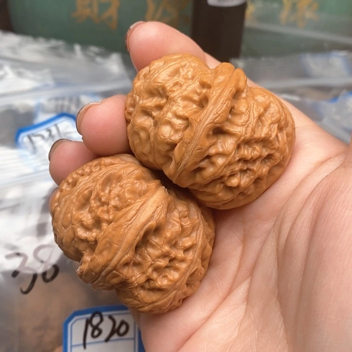 猴头核桃吊坠9010号元宝45