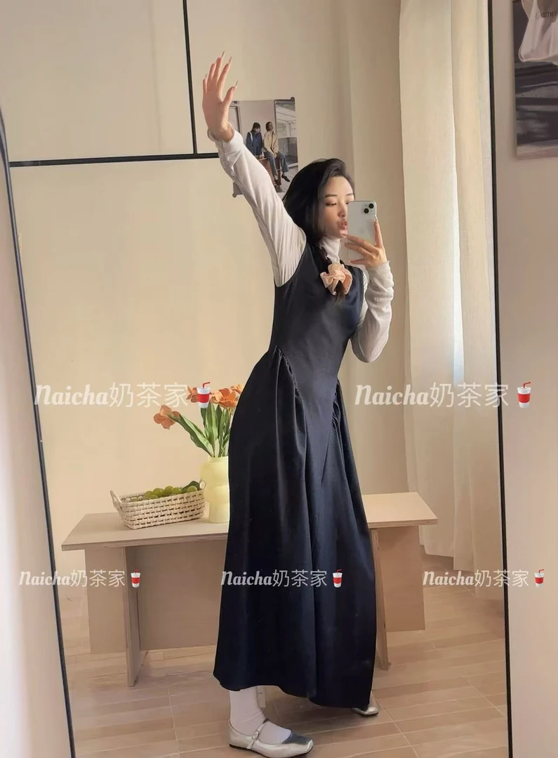 灰灰呀！6616 实物好有质感！天Si打底➕背带裙两件套套装