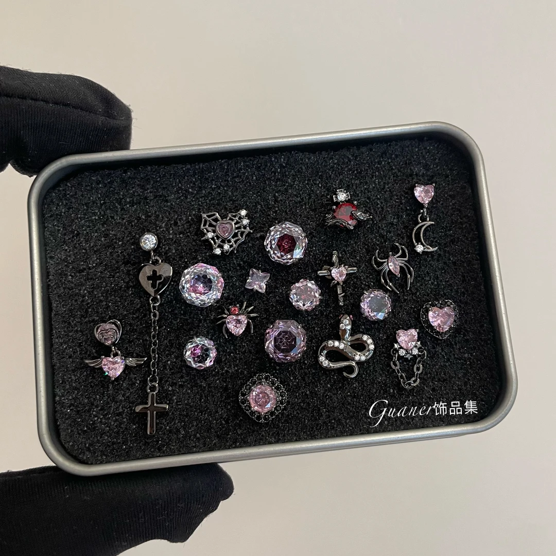 铜合金合成锆石耳饰 黑粉天花板合集 显白甜酷百搭耳骨耳垂钉