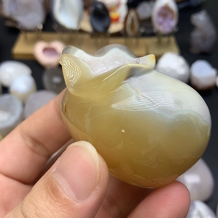 玛瑙/玉髓未镶嵌珠宝奇石