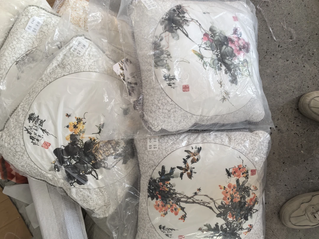 小华约45*45起国风抱枕不挑色发1个