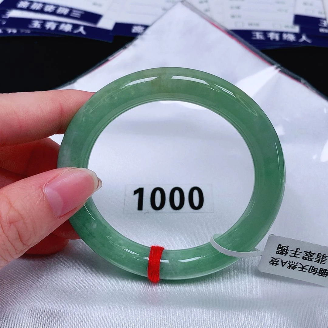 翡翠手镯（圆镯）未镶嵌