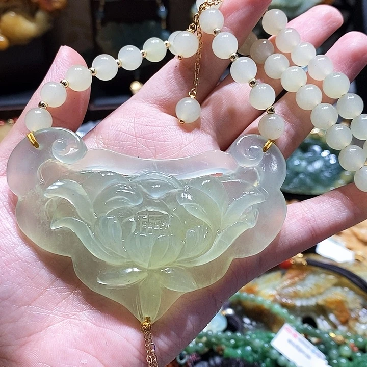 岫玉未镶嵌毛衣链
