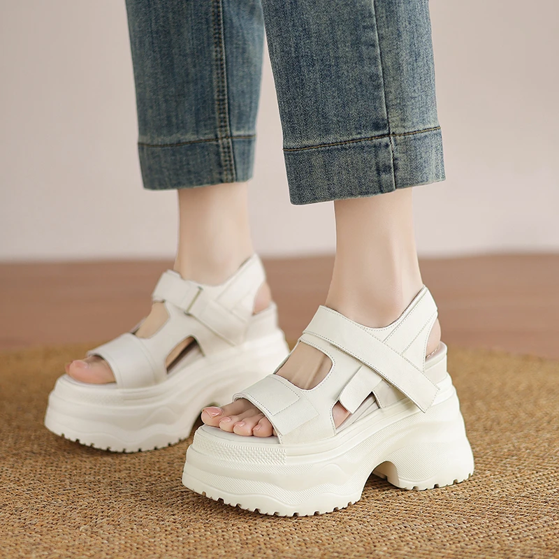 12cm增高坡跟凉鞋女真皮夏季高跟厚底松糕休闲运动小个子沙滩鞋子