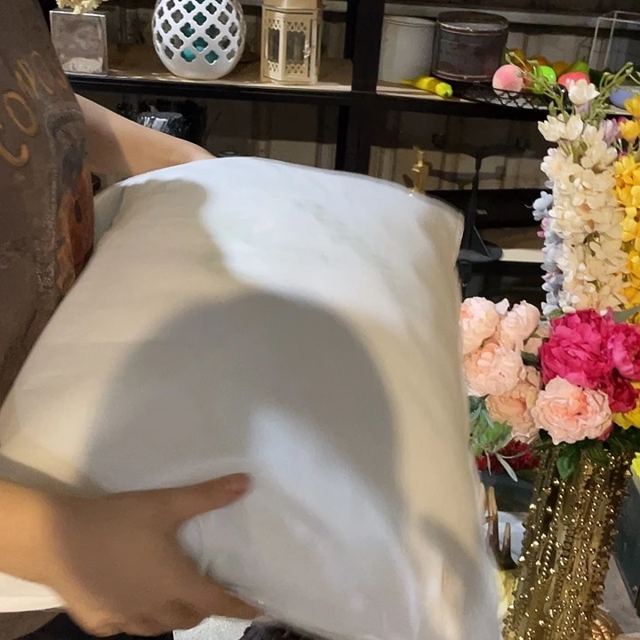 A****a陶瓷花瓶部分微瑕