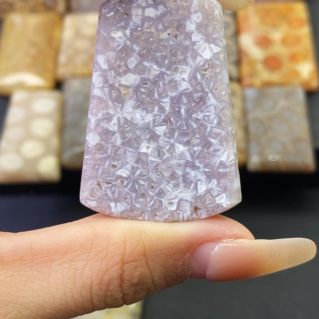 硅化玉颈饰合金b**b吊坠