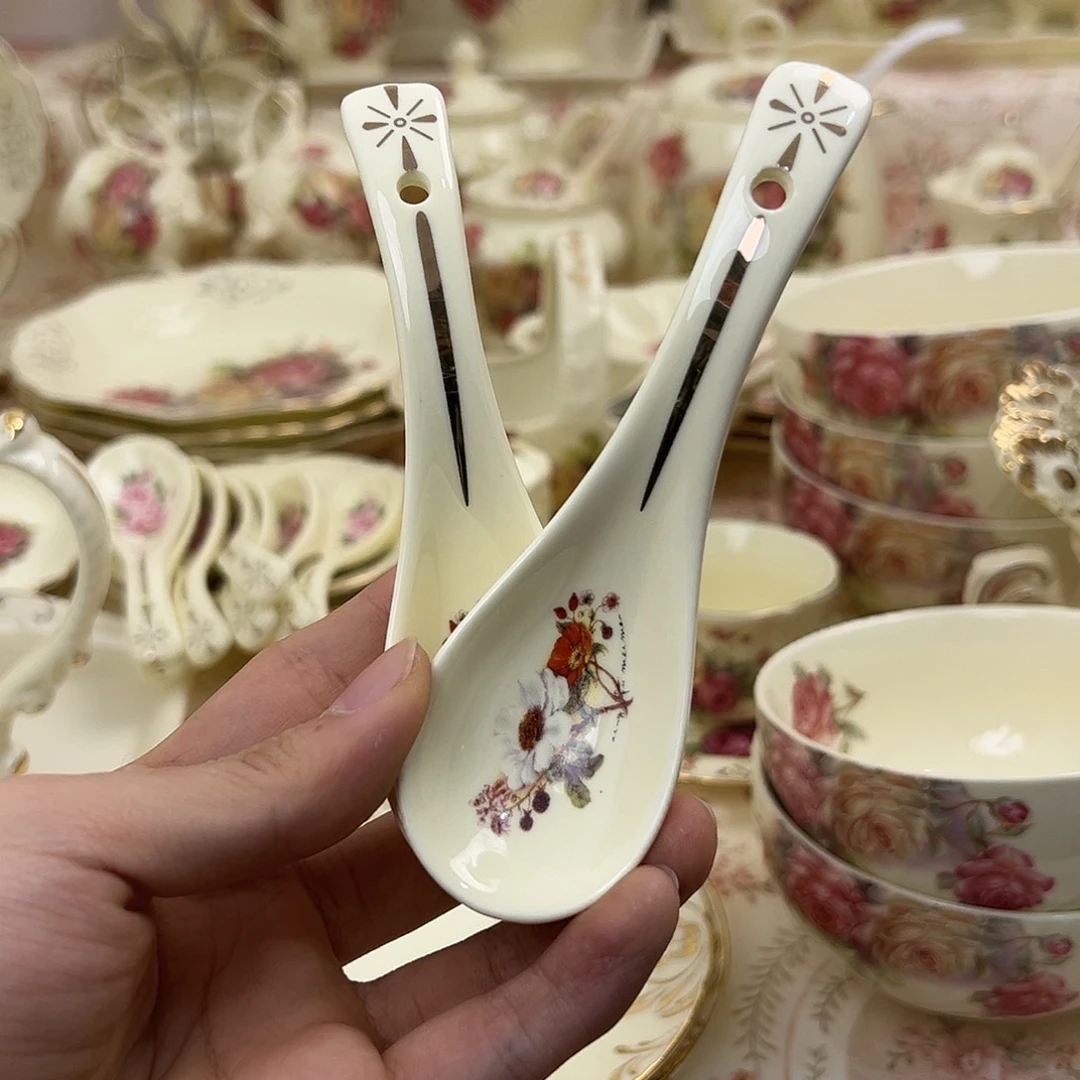 陶瓷两个陶瓷微瑕