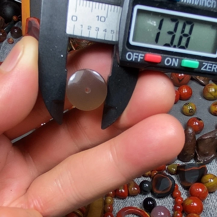 未镶嵌南红玛瑙挂件