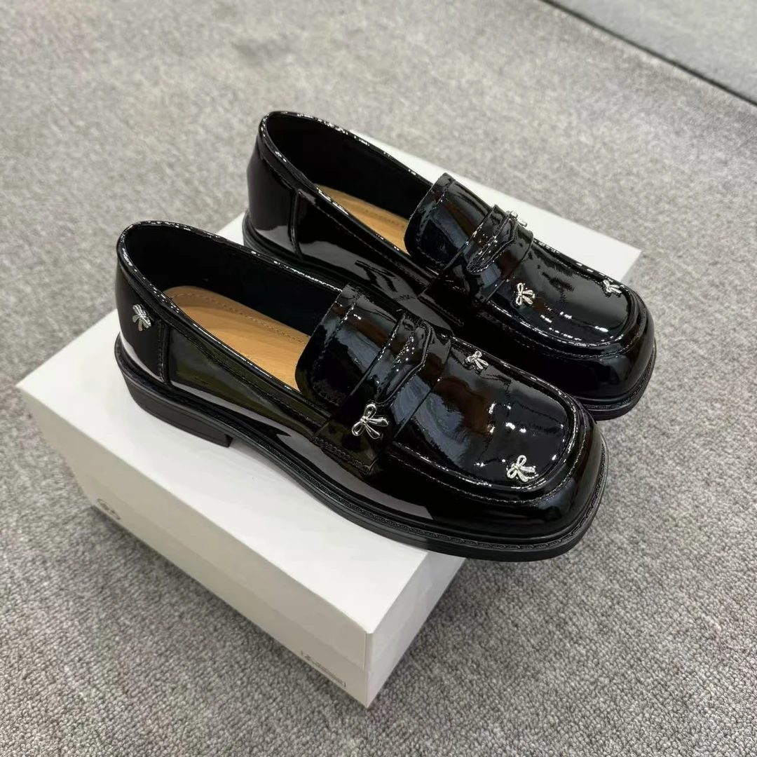 【蝴蝶结方头乐福】2025春季气质百搭单鞋英伦小皮鞋ST5568