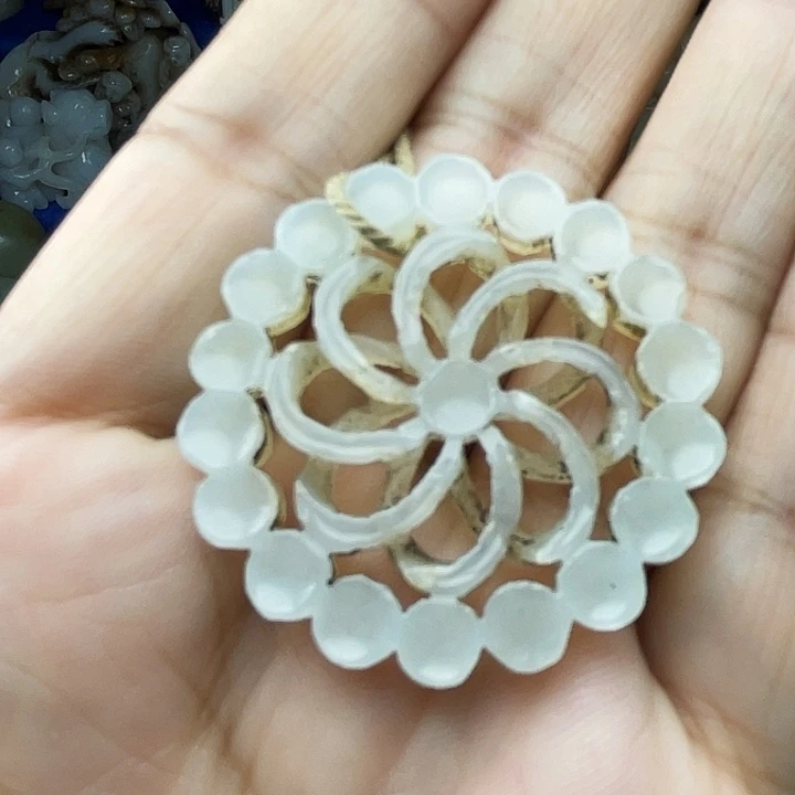 和田玉（青白玉）未镶嵌颈饰