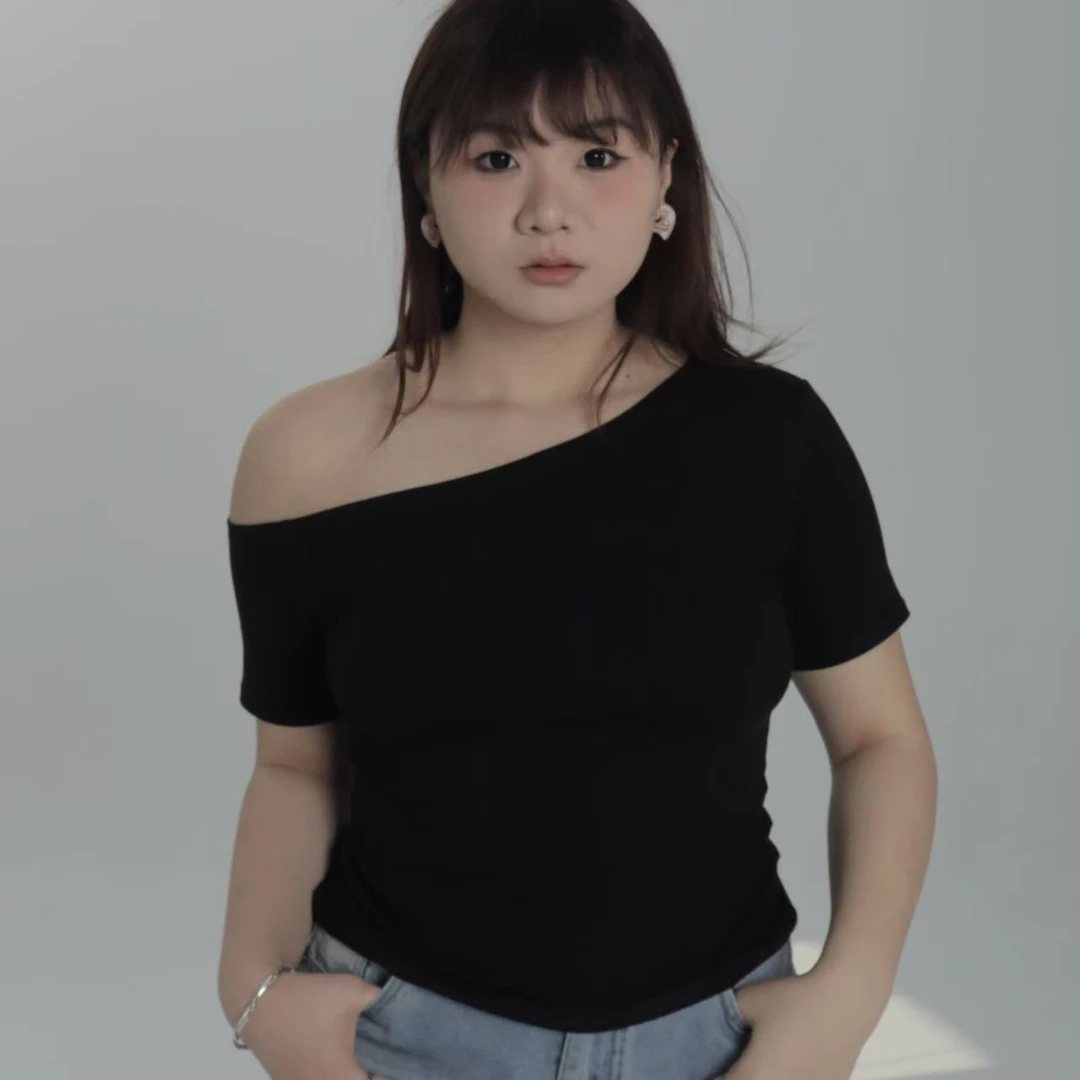 P15梨系列露肩上衣打底衫时尚纯色气质T恤不规则短袖吸汗方领