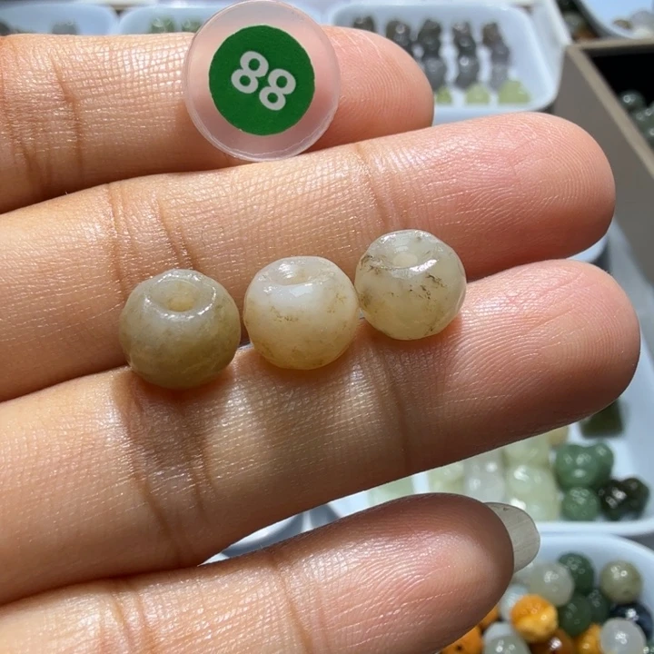 未镶嵌和田玉珠宝半成品