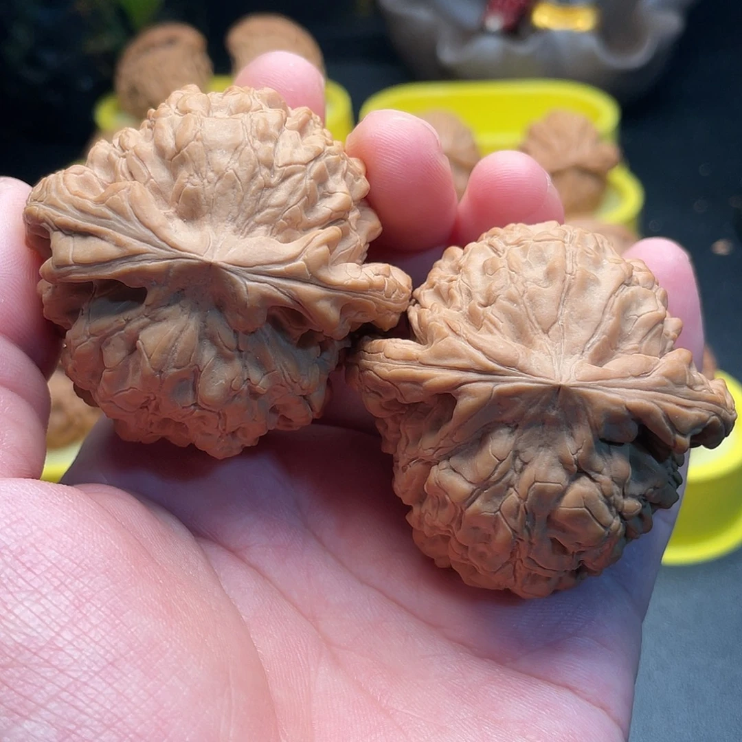 文玩核桃吊坠龙鼎55