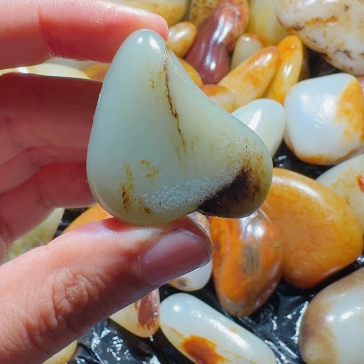 和田玉未镶嵌挂件30克