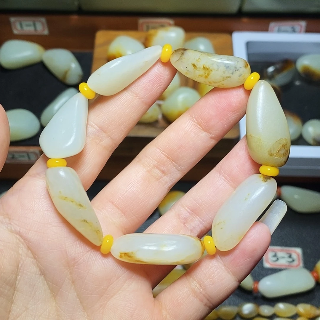 和田玉未镶嵌手链