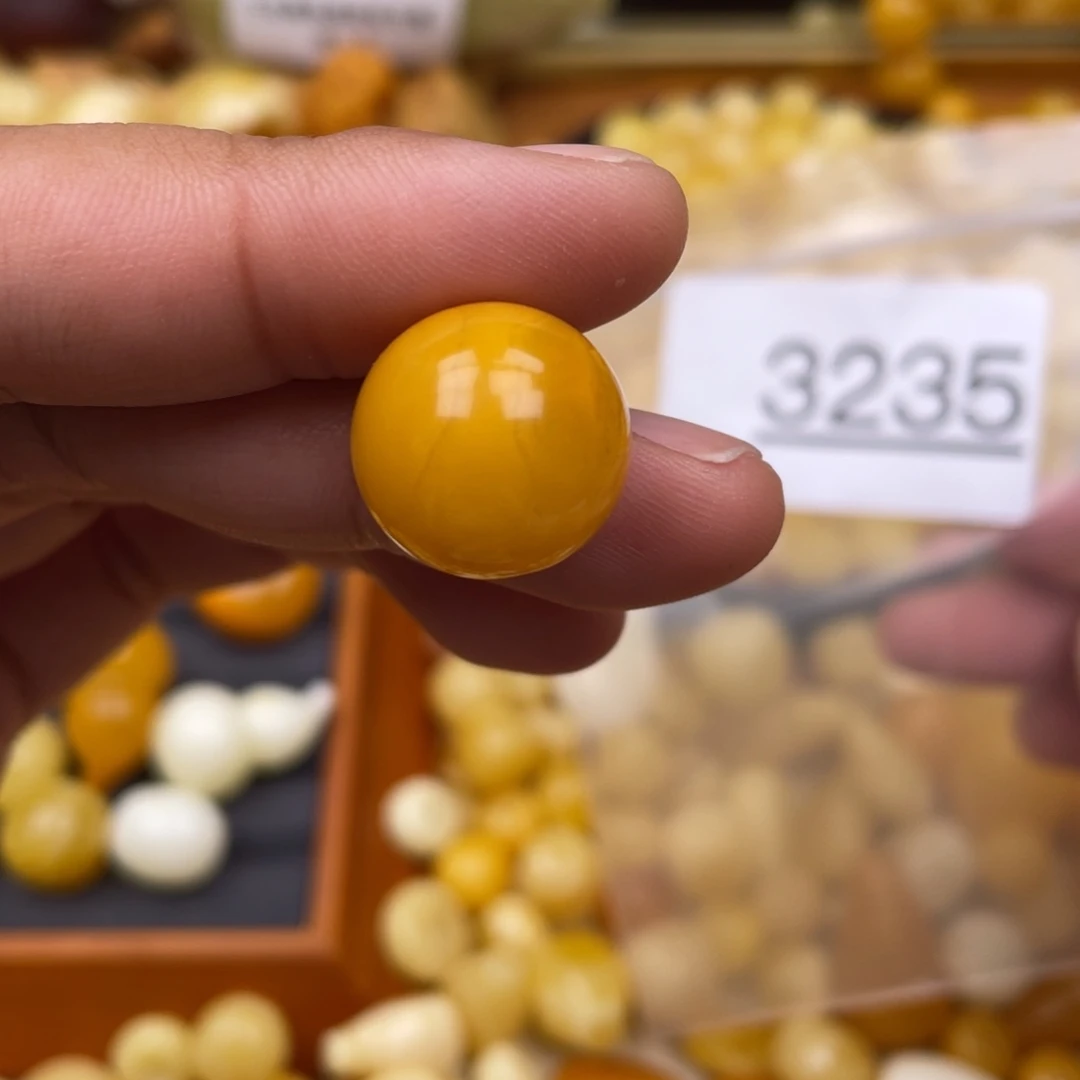 琥珀珠宝奇石未镶嵌16.3m