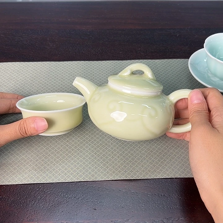 龙泉云间青瓷小米茶器