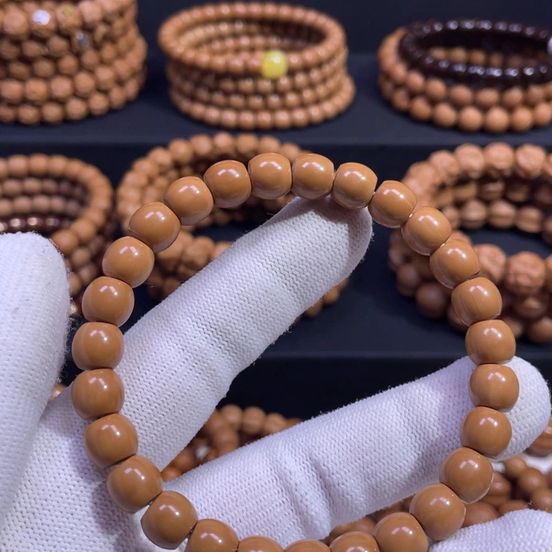 ：***：猴头核桃吊坠直切8.5mm全品