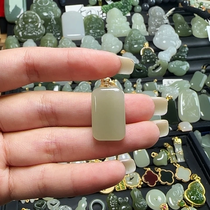 颈饰银S925镶嵌和田玉