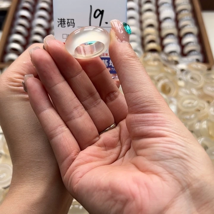 玛瑙/玉髓戒指未镶嵌
