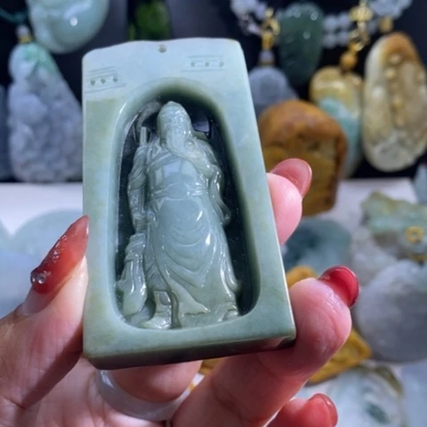 【闪购商品】颈饰未镶嵌翡翠关公