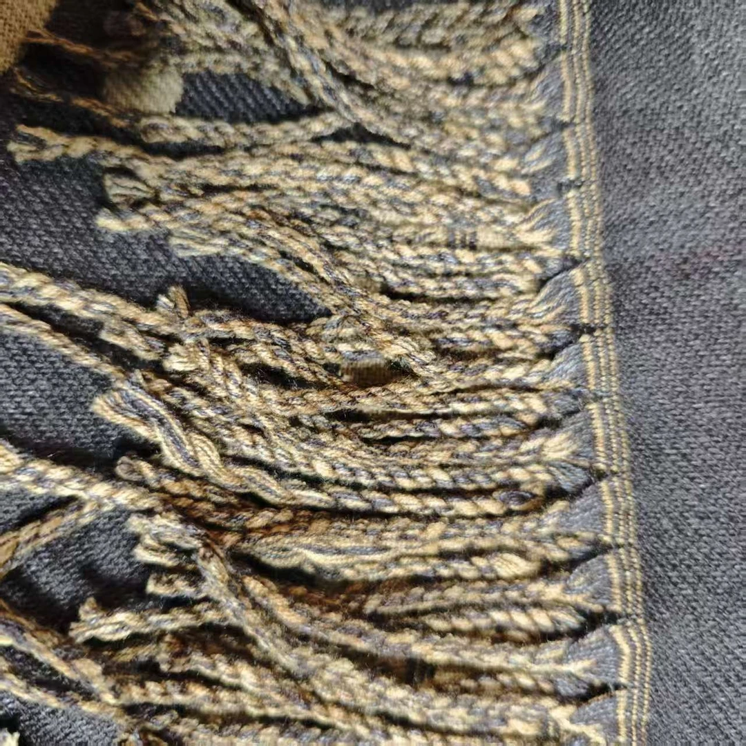 TOLEX2025新款时尚潮流打造围巾披肩棕色