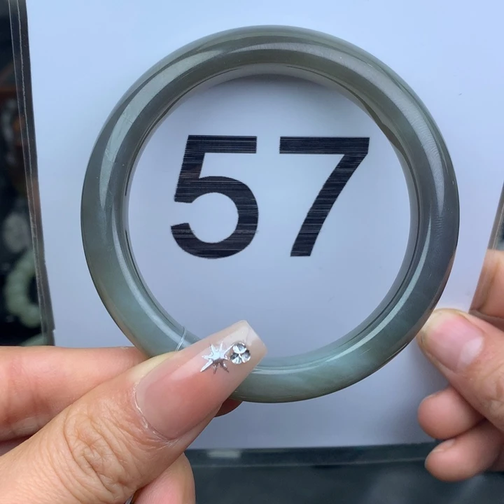 未镶嵌手镯和田玉60