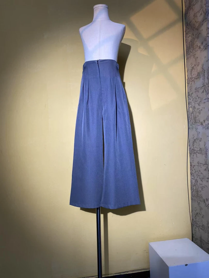 灰色高腰长裤潮服多巴胺潮服模特走秀潮服时尚蓝色宽松阔腿