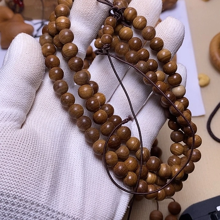 阿***蕾檀香木手串/手链老山檀香黑肉横纹0.8/108沉水