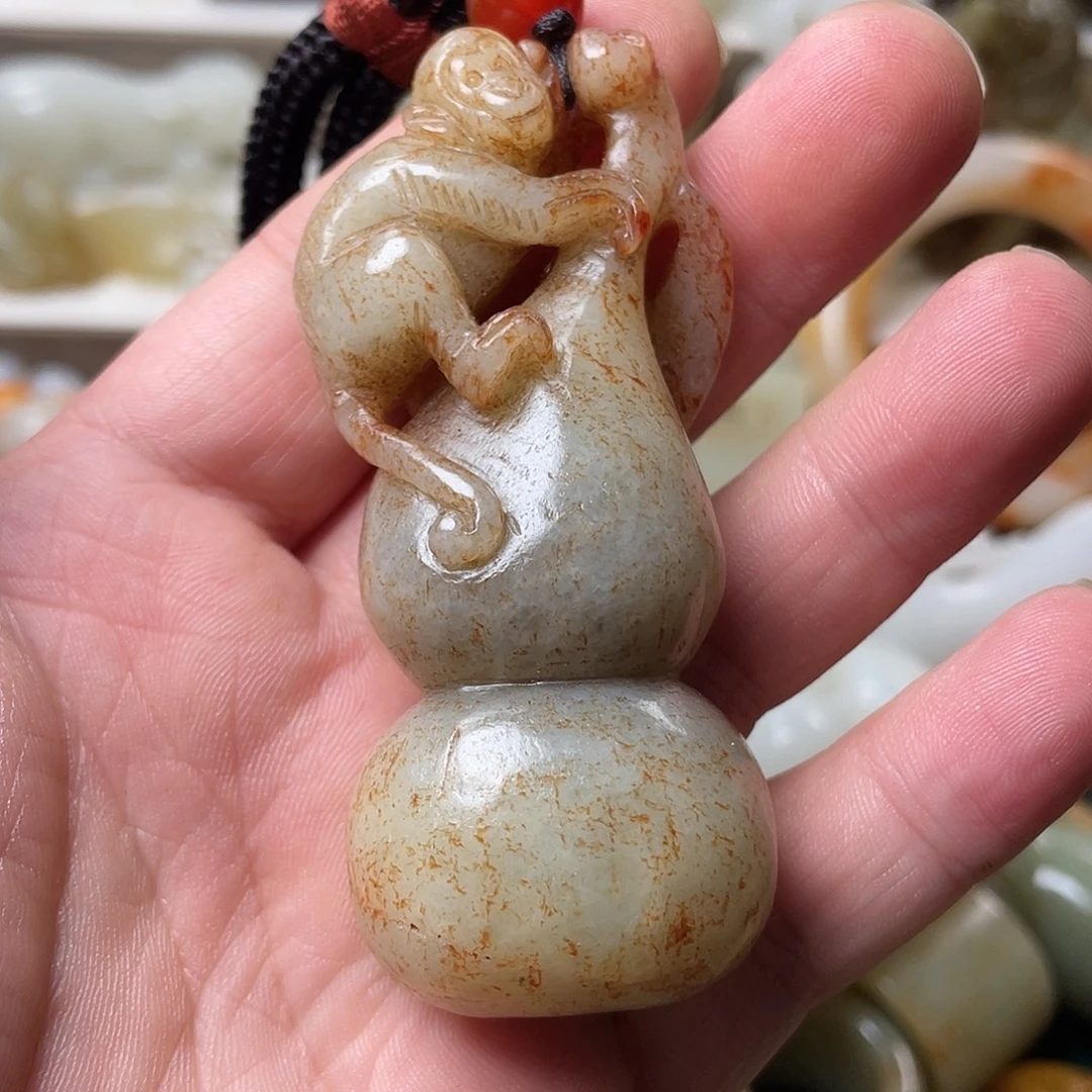 各***涯和田玉未镶嵌颈饰