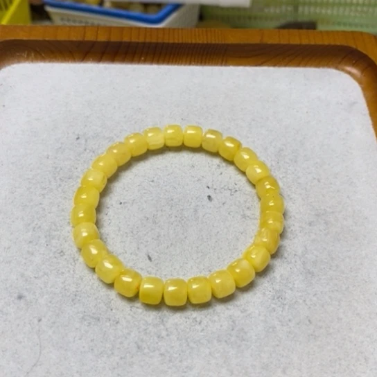 蜜蜡未镶嵌裸石手串