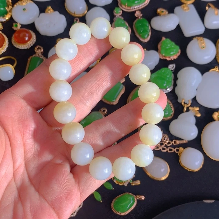 和田玉（糖玉）珠子未镶嵌