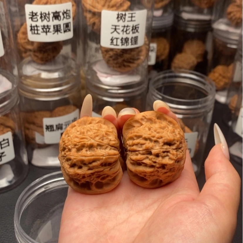 【闪购商品】手串/手链核桃后*血麒麟。