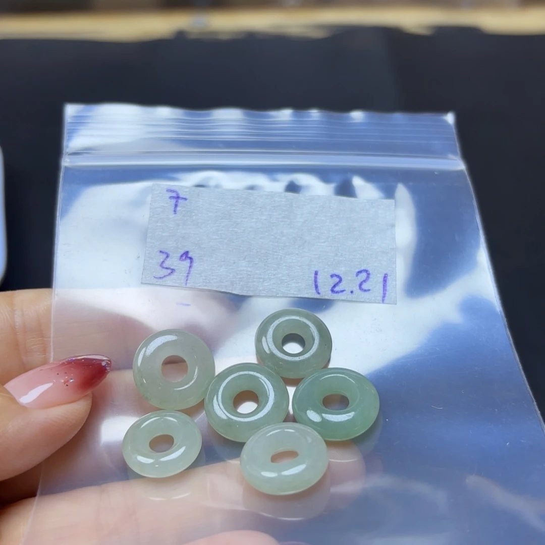 定制翡翠未镶嵌不退