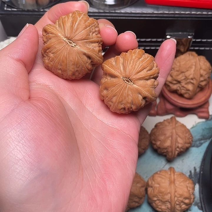 小****文玩核桃吊坠39尺铁锤妹妹