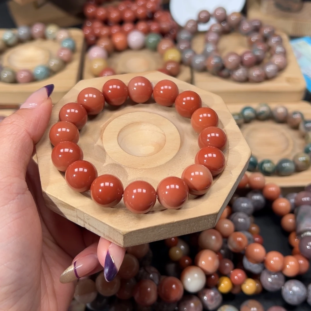 兰****石英质玉未镶嵌手链46