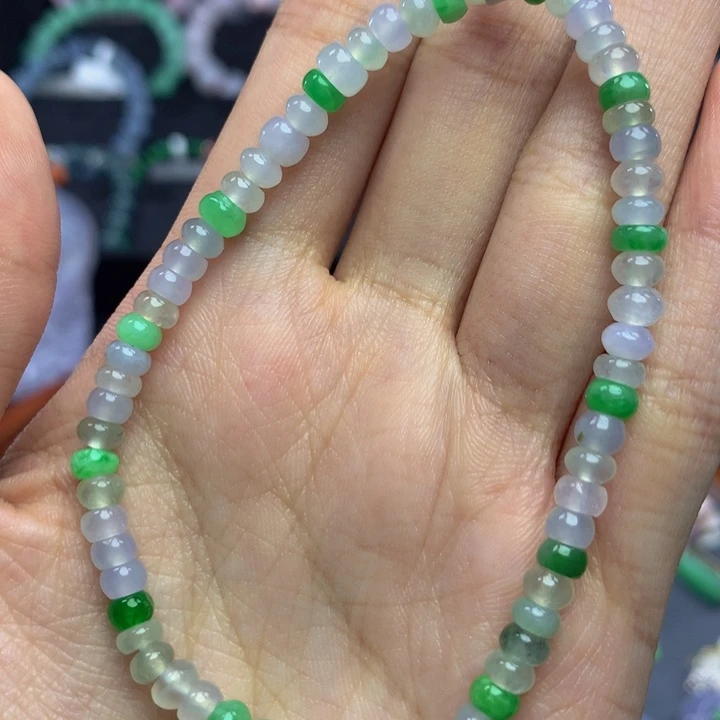 翡翠手链未镶嵌翡翠