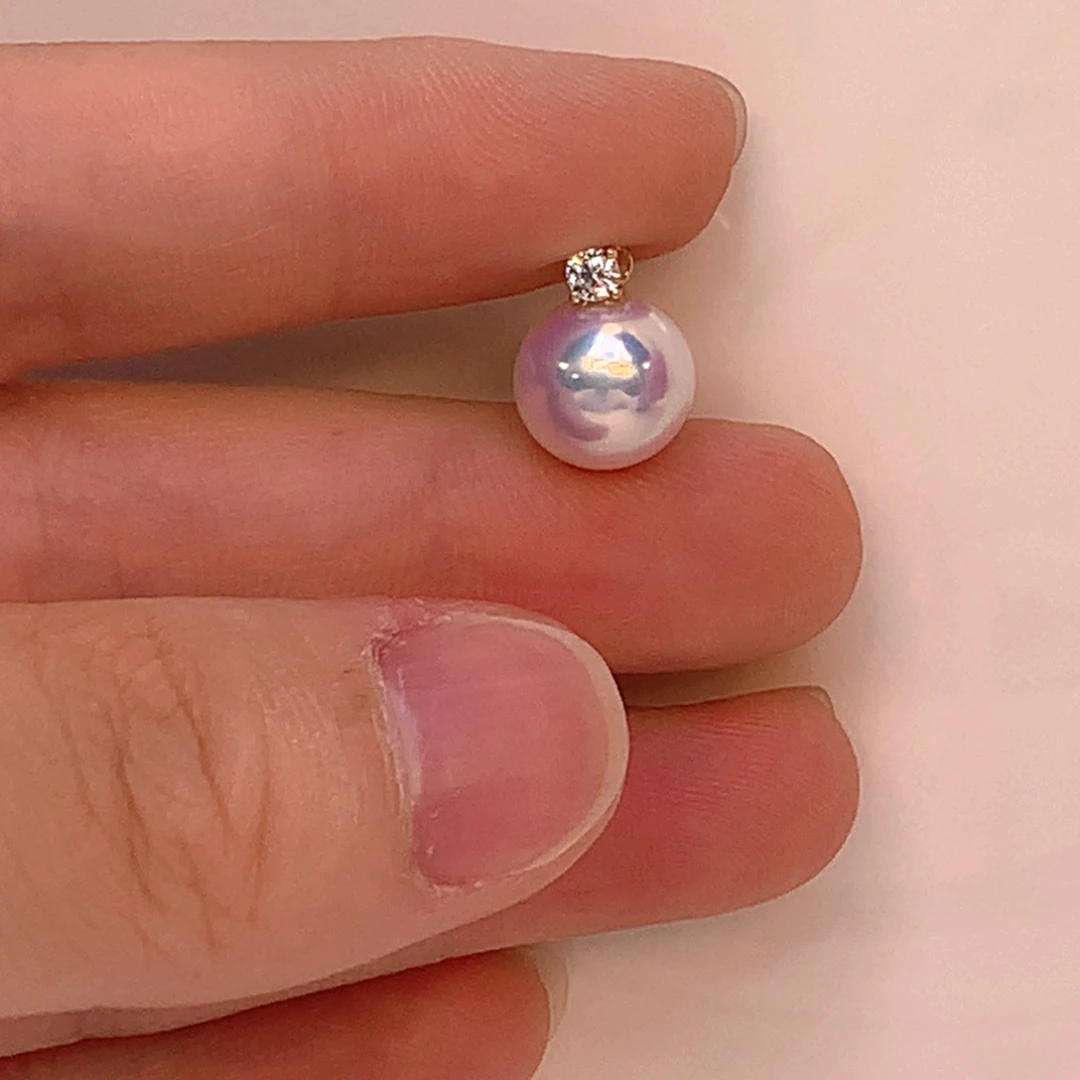 18K金镶嵌淡水珍珠吊坠(不含链)
