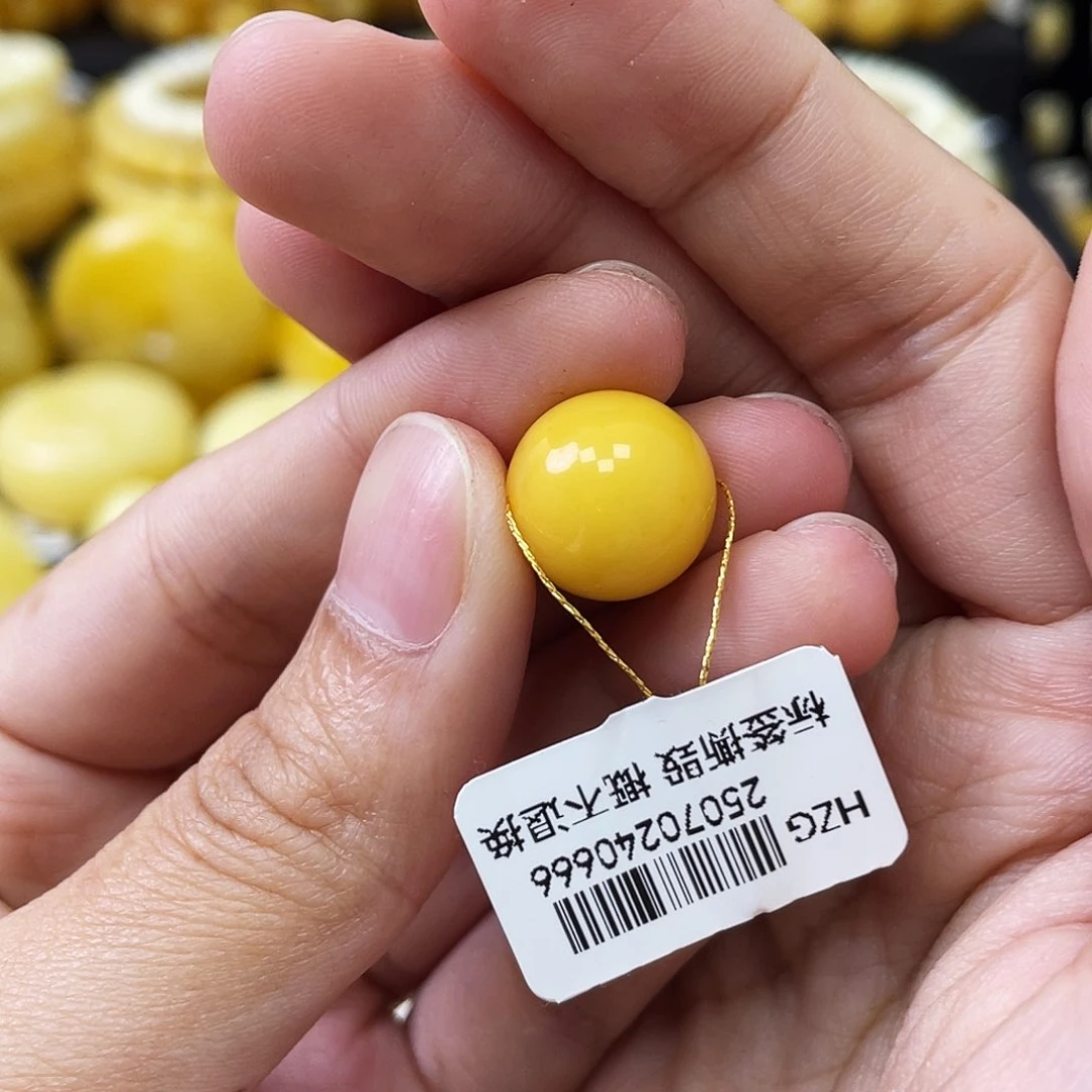 琥珀未镶嵌珠宝奇石张*博12mm