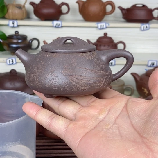 紫砂茶壶微瑕200cc满瓢半手工刻绘款