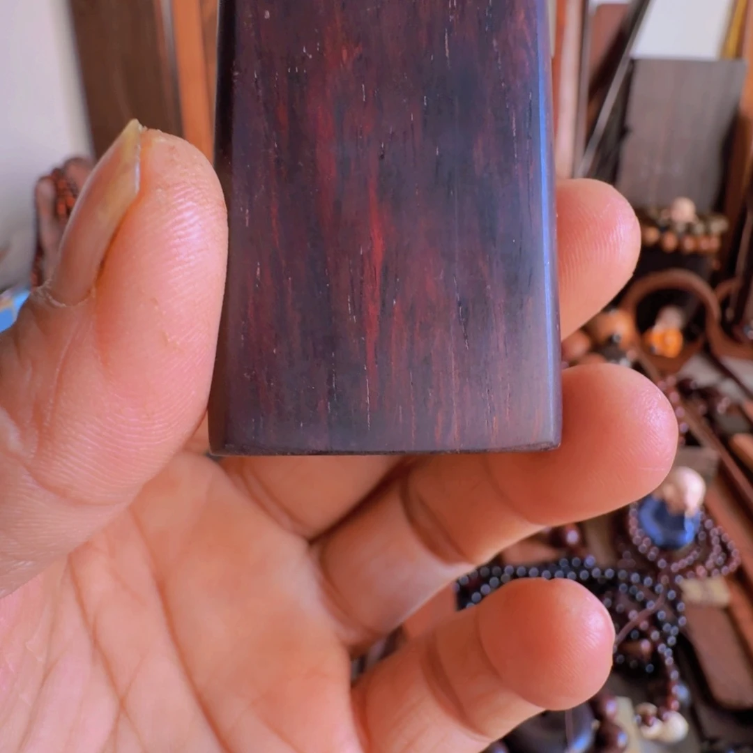 卢氏黑黄檀（大叶紫檀）?**L3.5  5.1  1.3