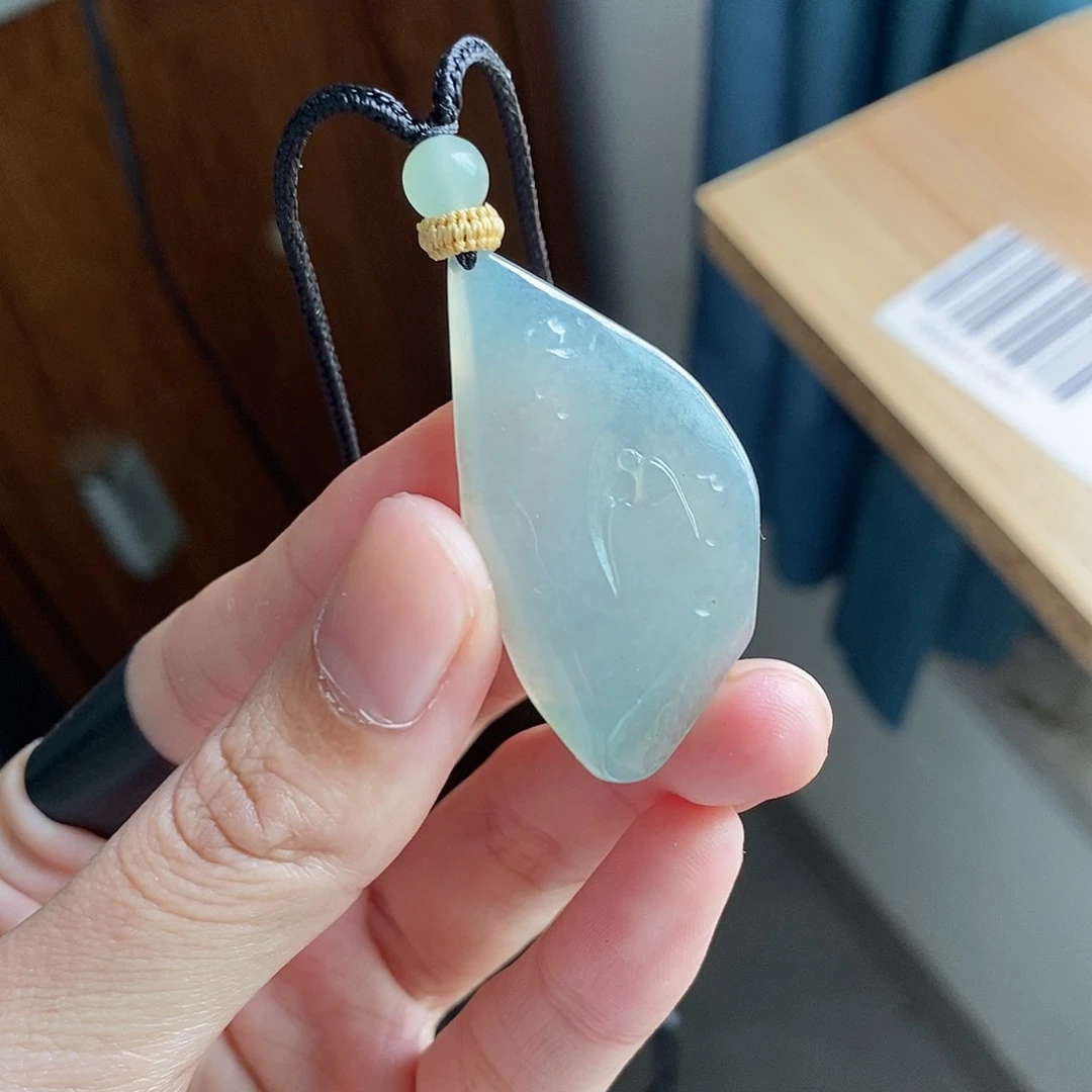 【闪购商品】颈饰未镶嵌翡翠鹰天然缅甸A货翡翠