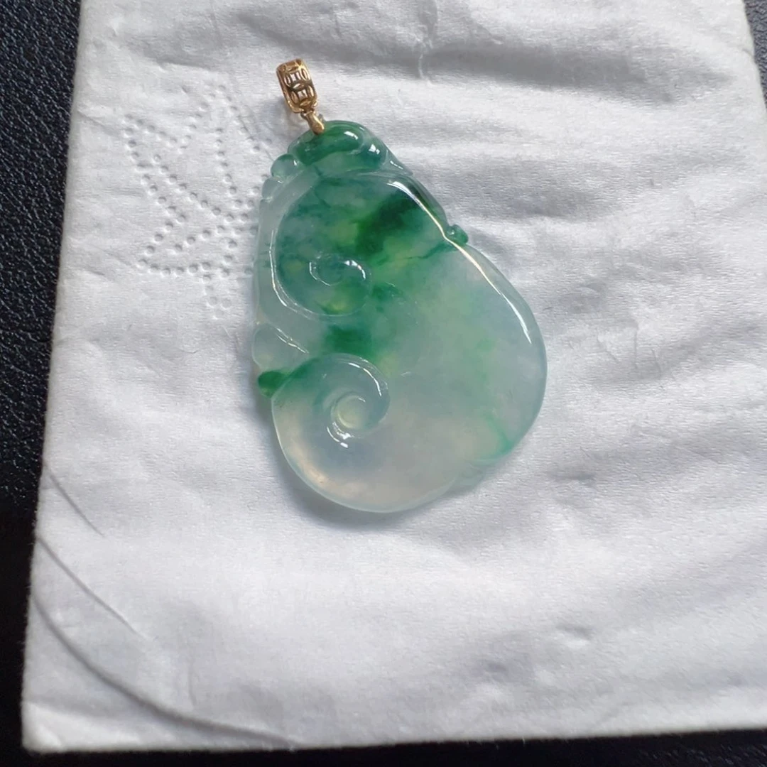 吊坠(不含链)18K金镶嵌翡翠