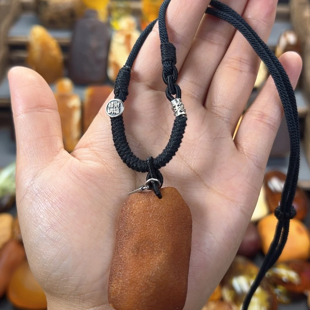 琥珀裸石未镶嵌琥珀