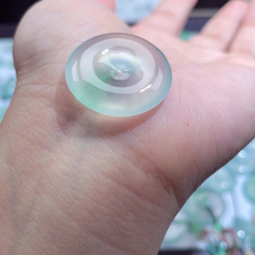 颈饰未镶嵌翡翠平安扣