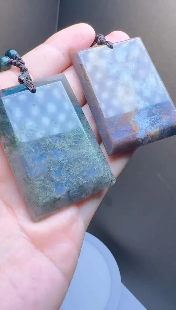 S1118【福嘟嘟珠宝】血灵草玛瑙无事牌-配珠链-多样性发一件