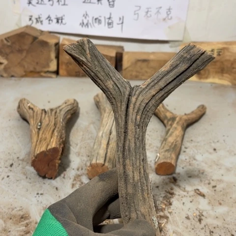 大果紫檀（缅甸花梨）N*