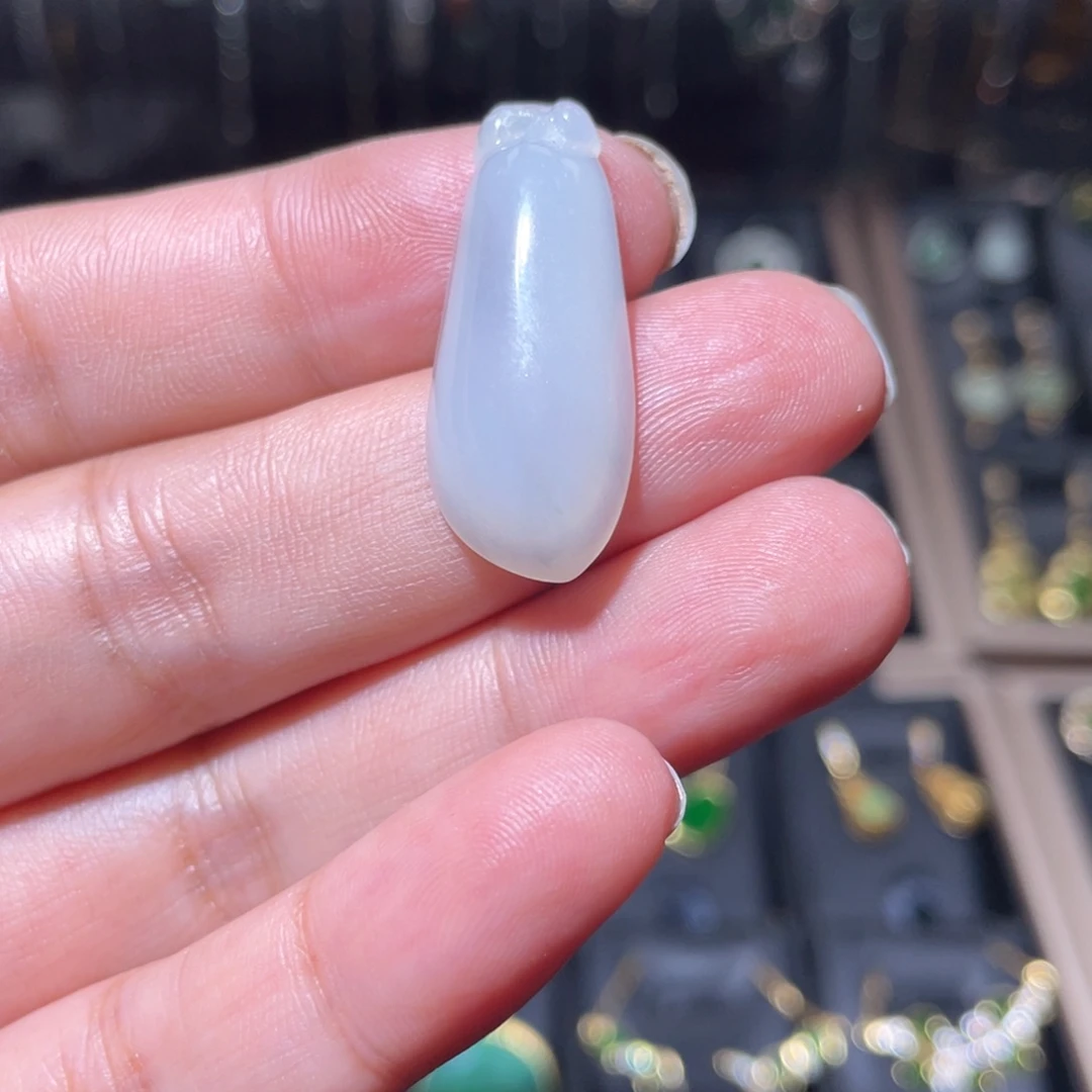 翡翠未镶嵌颈饰天然翡翠